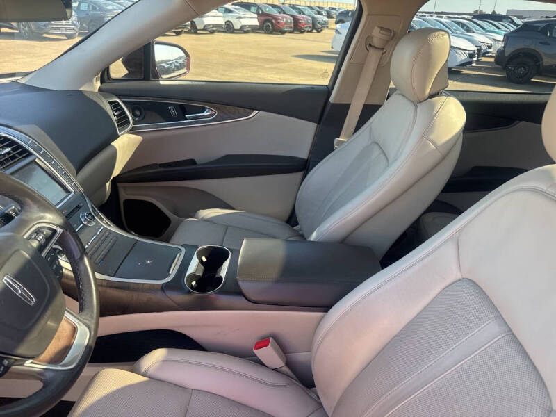 2020 Lincoln Nautilus Reserve