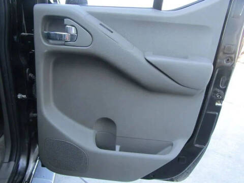 2016 Nissan Frontier Desert Runner