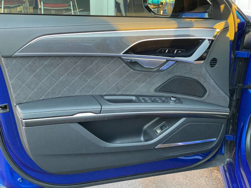 2023 Audi S8 4.0T quattro