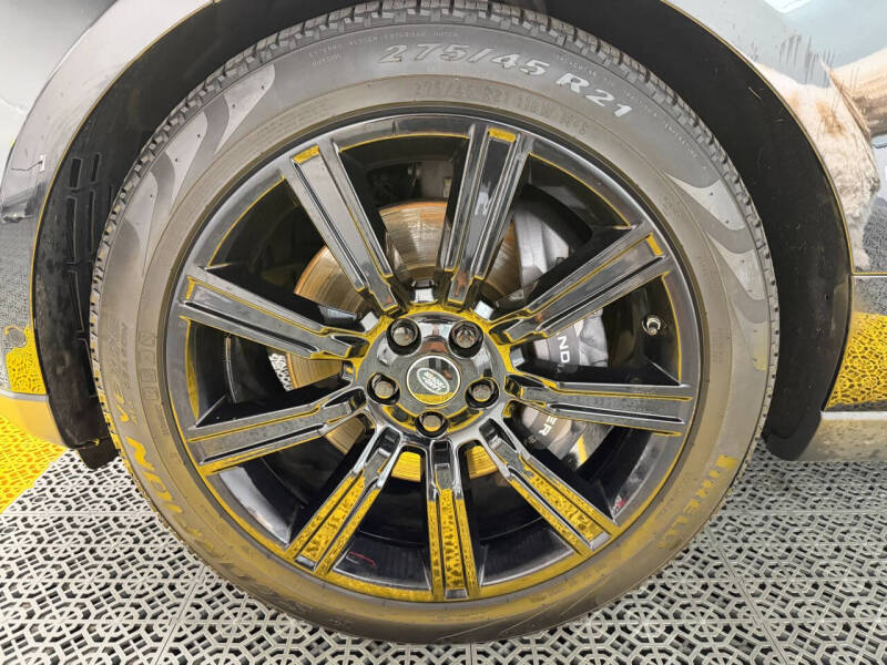 2020 Land Rover Range Rover P525 HSE