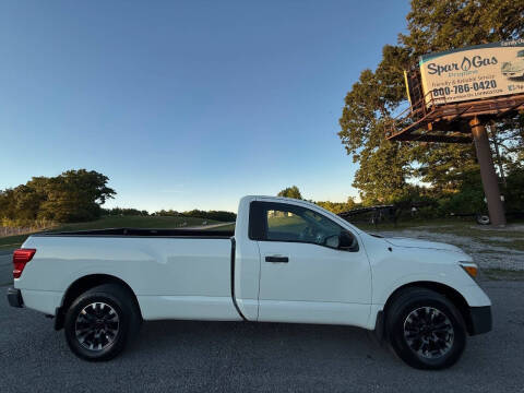 2017 Nissan Titan SV