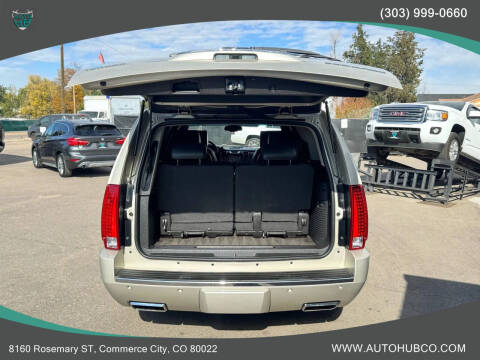 2013 Cadillac Escalade Platinum Edition