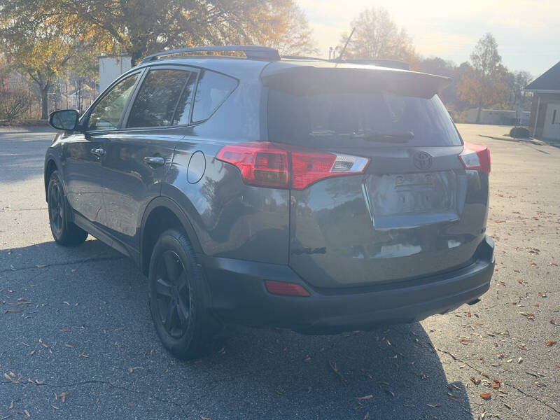 2015 Toyota RAV4 XLE