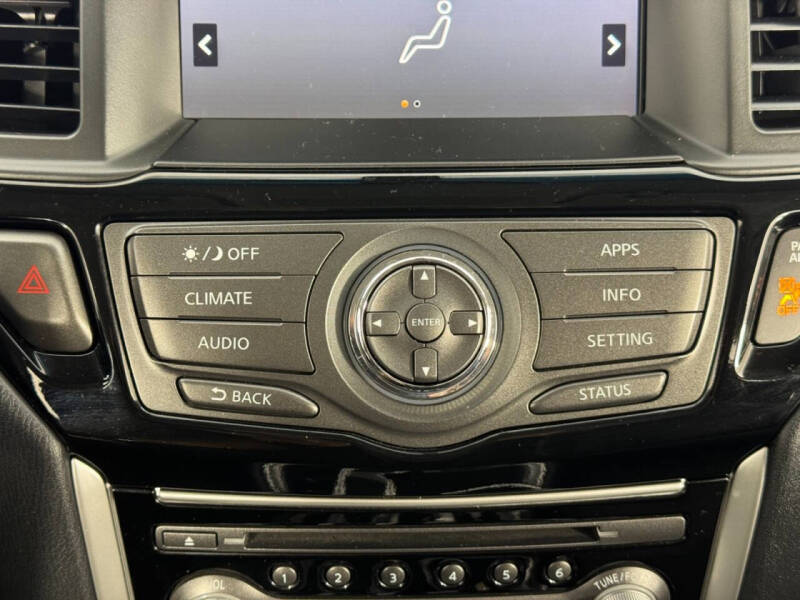 2020 Nissan Pathfinder S