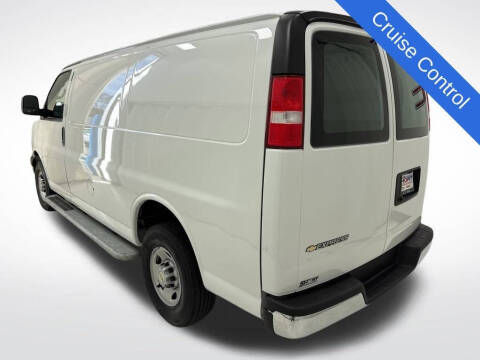 2024 Chevrolet Express 2500