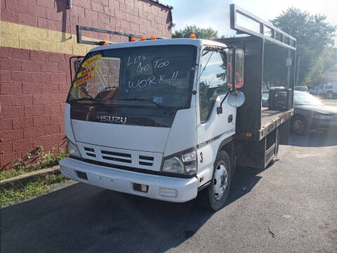 2006 Isuzu NQR for sale at KENNEDY AUTO CENTER in Bradley IL