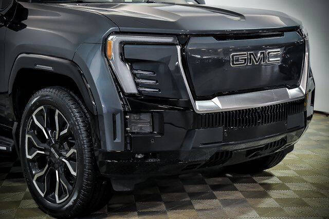 2025 GMC Sierra EV Denali