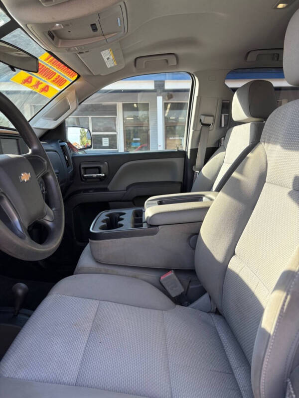 2016 Chevrolet Silverado 1500 Custom