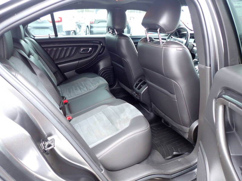 2019 Ford Taurus SHO