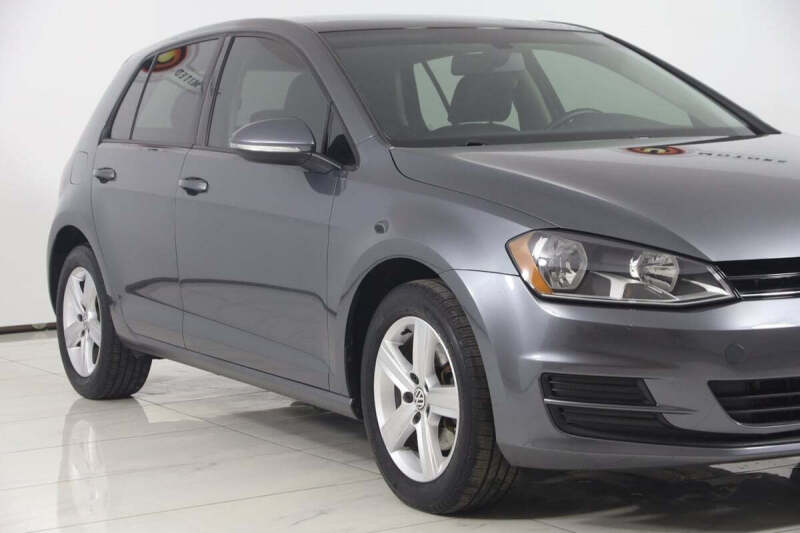 2017 Volkswagen Golf TSI Wolfsburg Edition