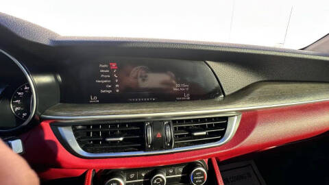 2018 Alfa Romeo Stelvio Ti