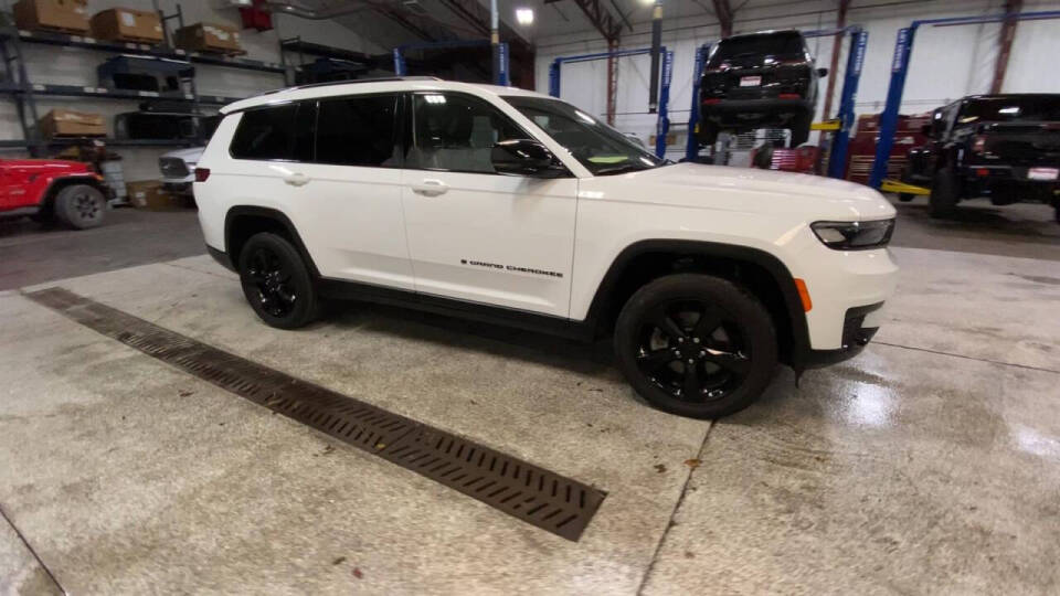 Used 2023 Jeep Grand Cherokee L Altitude with VIN 1C4RJKAGXP8105989 for sale in Victoria, Minnesota