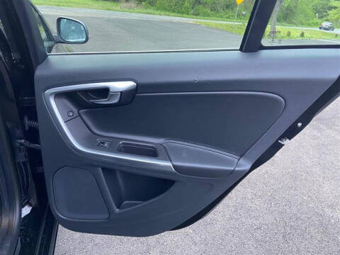 2015 Volvo V60 T5 Premier