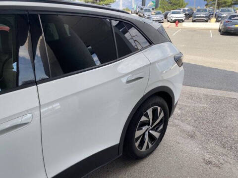 2023 Volkswagen ID.4 Pro