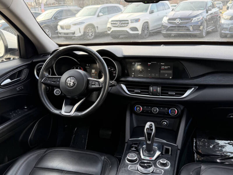 2020 Alfa Romeo Stelvio