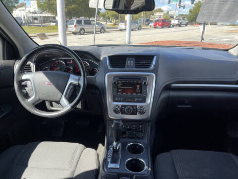 2016 GMC Acadia SLE-2