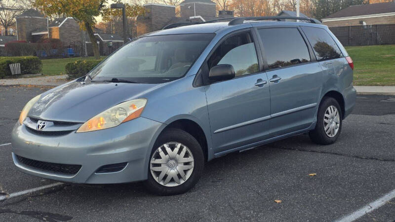 2006 Toyota Sienna LE 7 Passenger