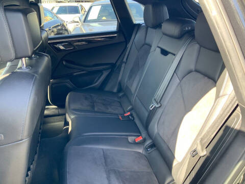 2019 Porsche Macan