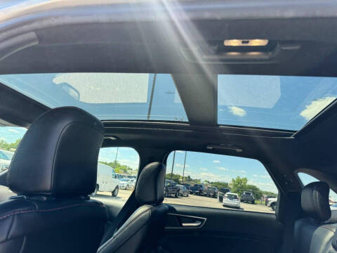 2022 Ford Edge ST-Line