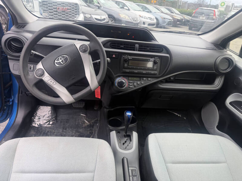 2012 Toyota Prius c One