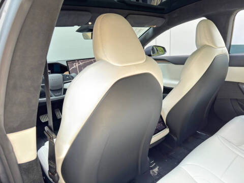 2022 Tesla Model S
