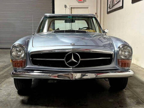 1970 Mercedes-Benz 280-Class