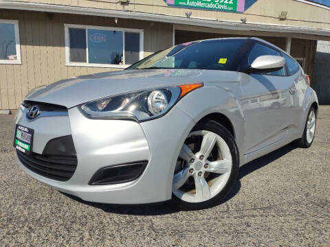 2015 Hyundai Veloster for sale at Auto Mercado in Clovis CA