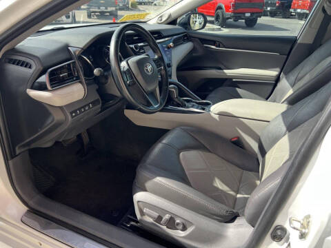 2019 Toyota Camry Hybrid XLE