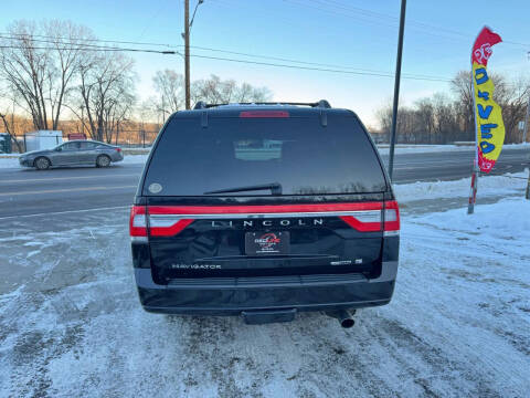 2016 Lincoln Navigator L Select