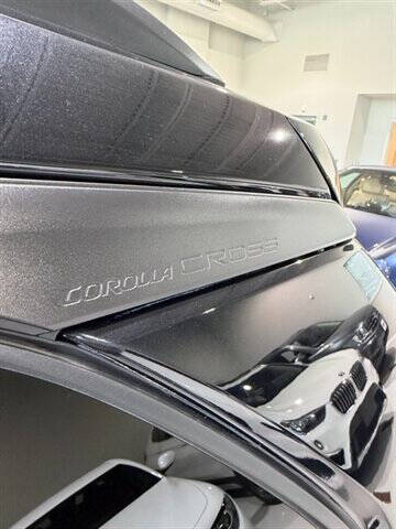 2025 Toyota Corolla Cross LE