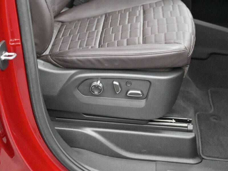 2024 Cadillac Escalade Premium Luxury Platinum