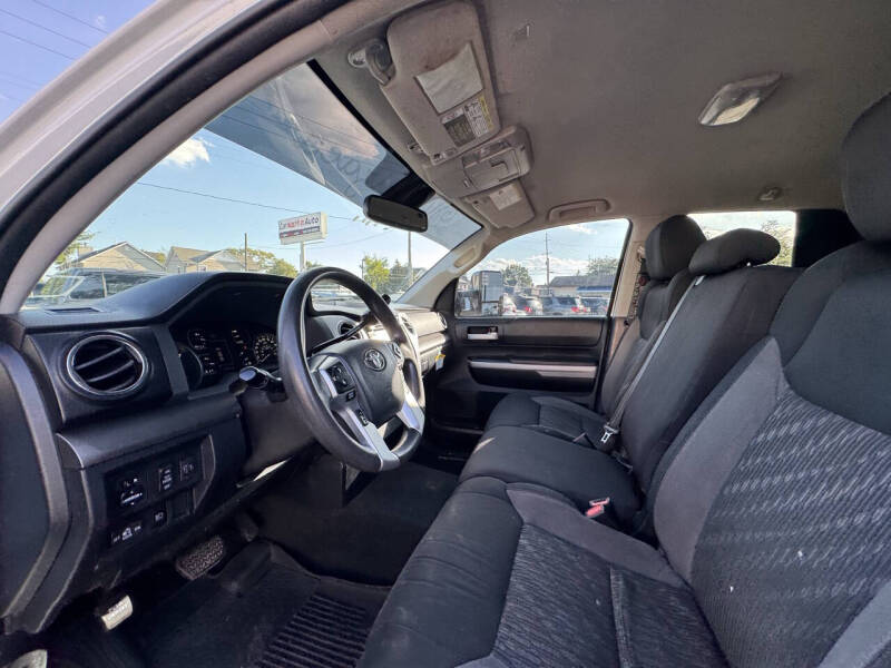 2019 Toyota Tundra SR5