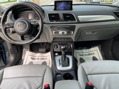 2016 Audi Q3 2.0T quattro Premium Plus