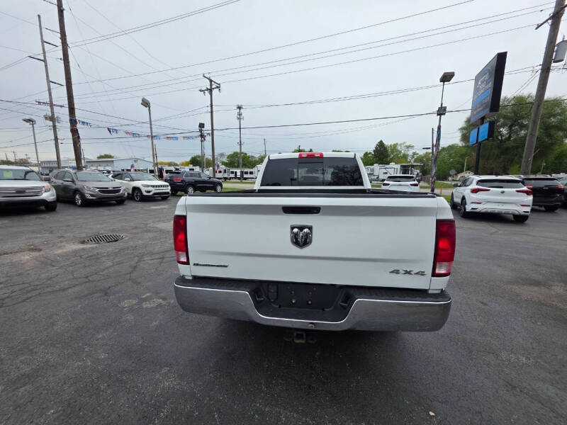 2017 RAM 1500 SLT