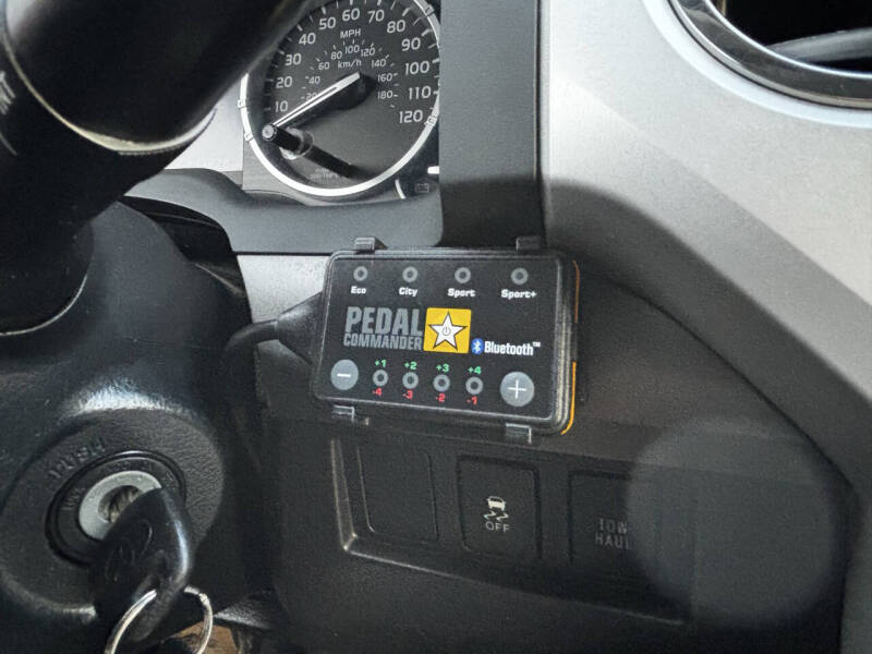 2014 Toyota Tundra SR5