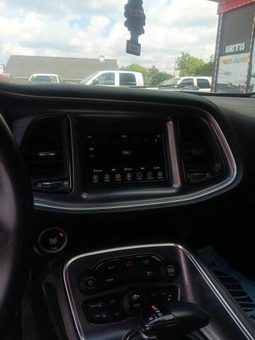 2018 Dodge Challenger SXT