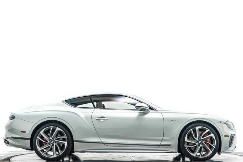 2025 Bentley Continental
