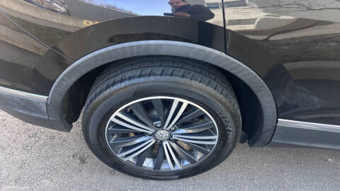 2018 Volkswagen Tiguan 2.0T SEL 4Motion