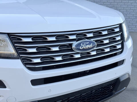 2017 Ford Explorer Platinum