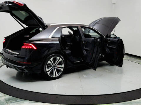 2021 Audi Q8 quattro Prestige 55 TFSI