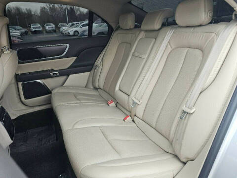 2018 Lincoln Continental Select