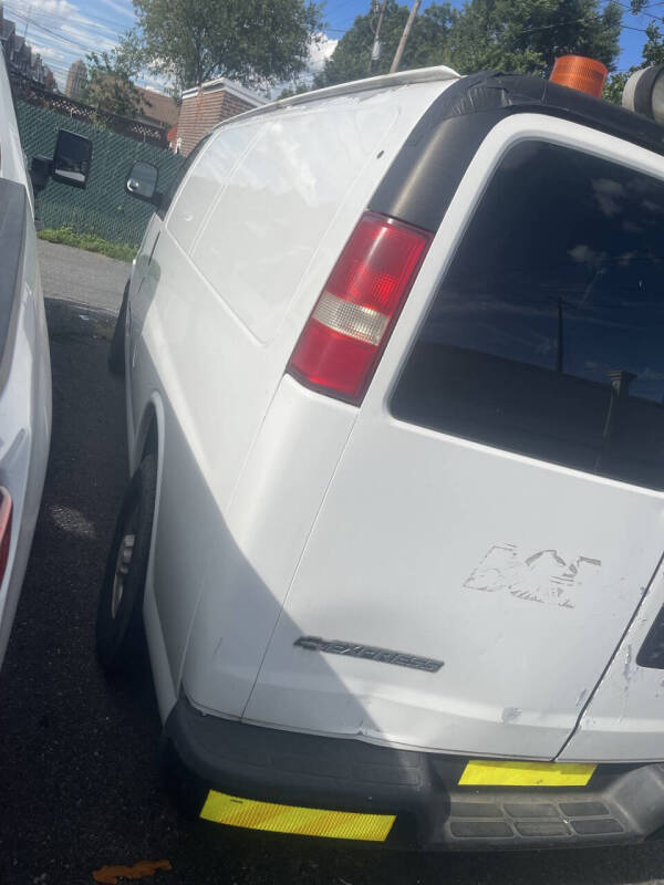 2005 Chevrolet Express 2500