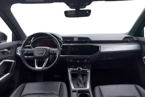 2024 Audi Q3 quattro S line Premium 45 TFSI