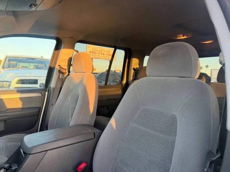 2004 Ford Explorer XLT