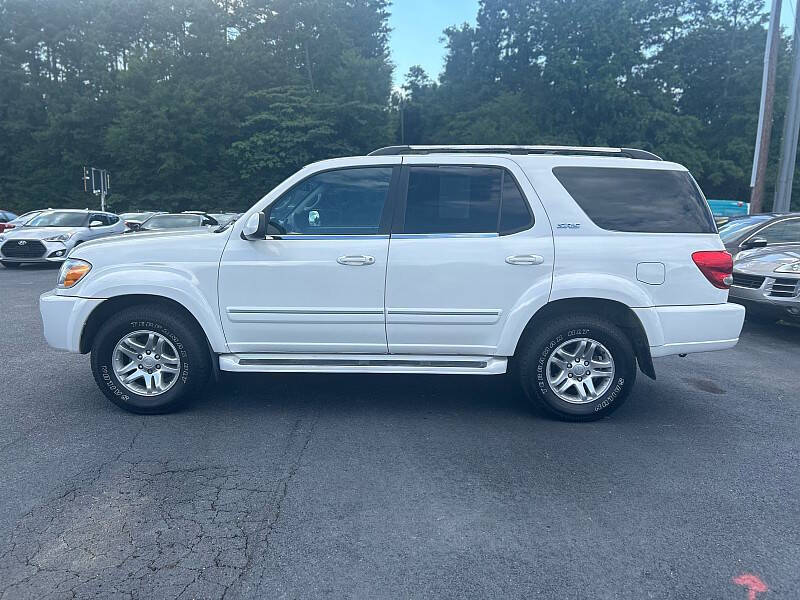 2005 Toyota Sequoia SR5