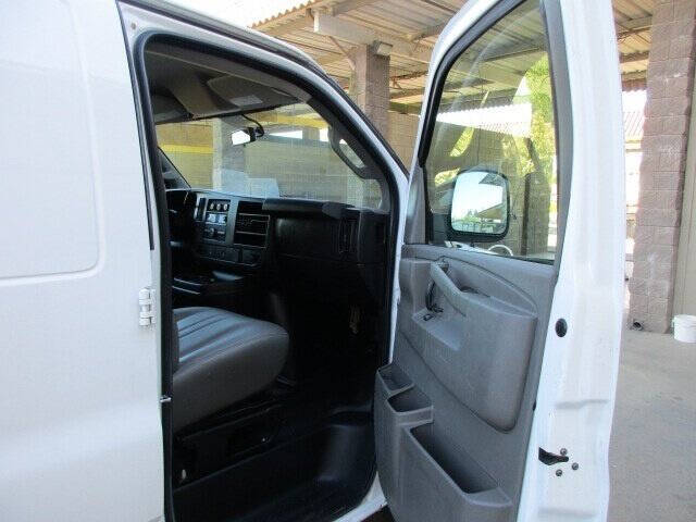 2020 Chevrolet Express 2500