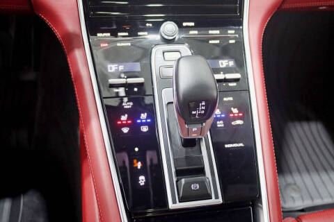 2022 Porsche Panamera