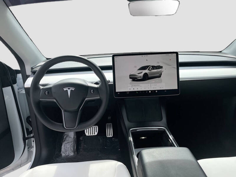 2024 Tesla Model Y Performance