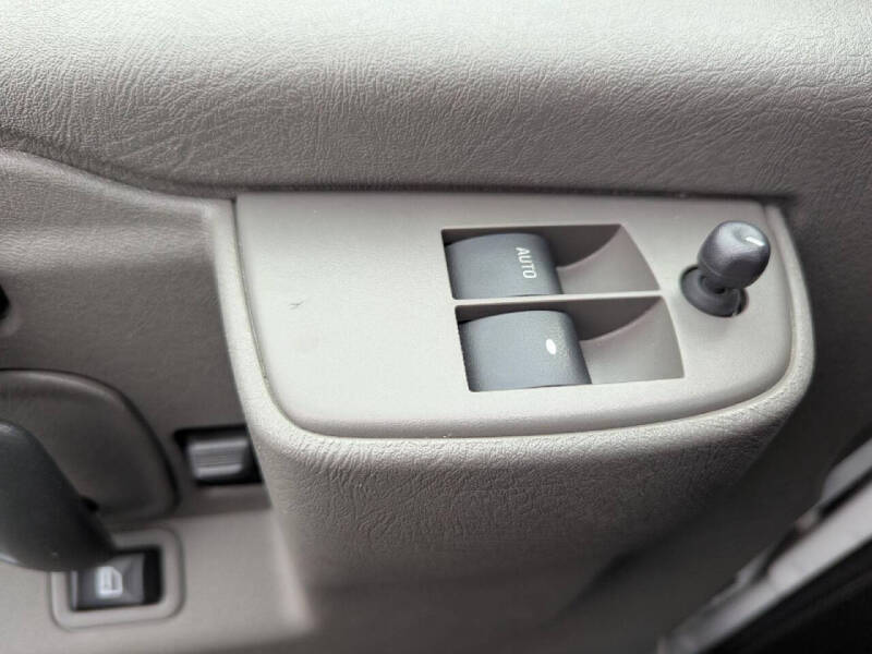 2024 Chevrolet Express 2500