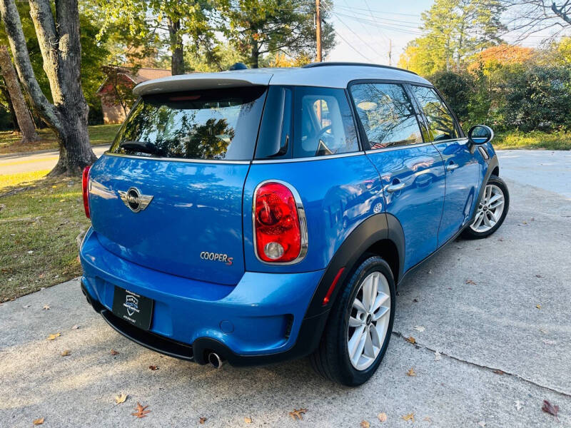 2013 MINI Countryman Countryman S photo 2